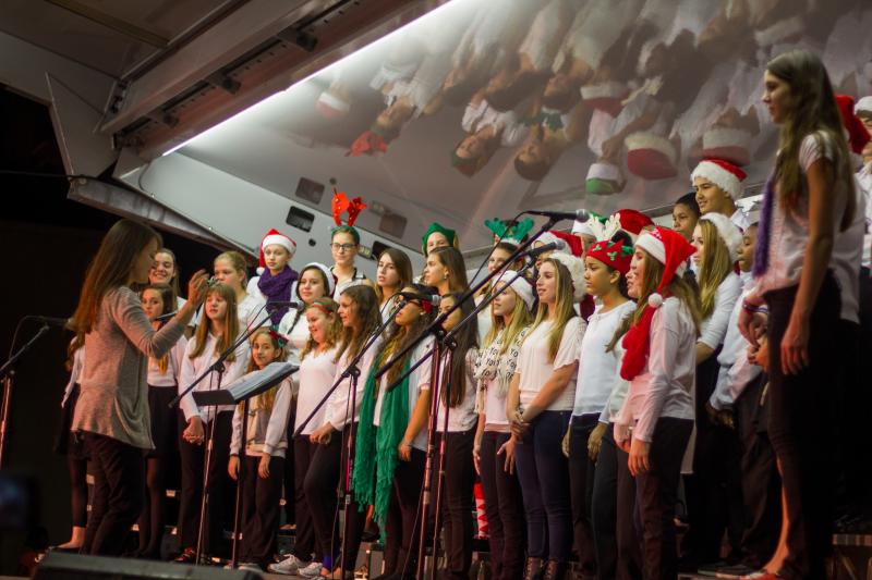 Children's Choir At Christmas on Las Olas In Ft. Lauderdale