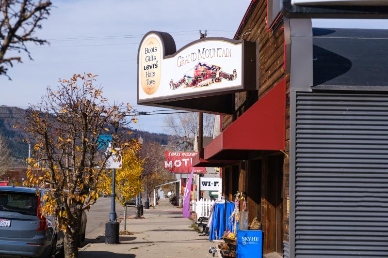 Grand Mountain Trading Co.