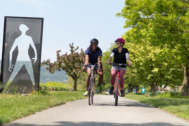 biking-riverfront-park-harrisburg-greenbelt