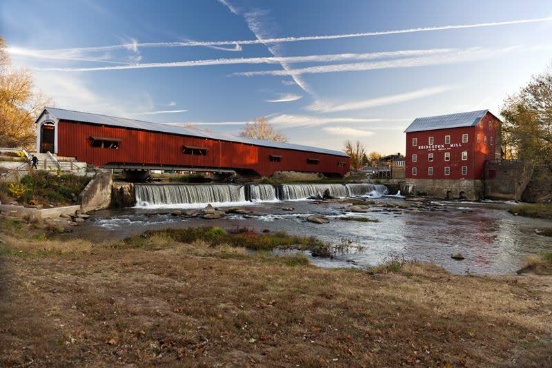 Covered bridge and Bridgeton Mill in Parke County