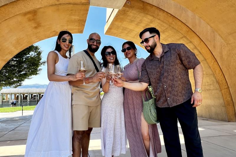 Sip & Anchor Luxury Tours and Boat Charters