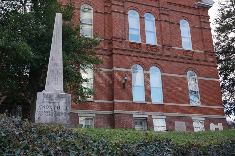 Obelisk on Courthouse Lawn | Courtesy Knoxville History Project