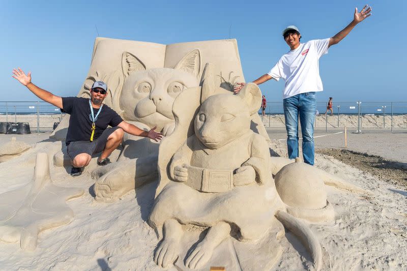Master Duo Sculptor Texas SandFest 2025