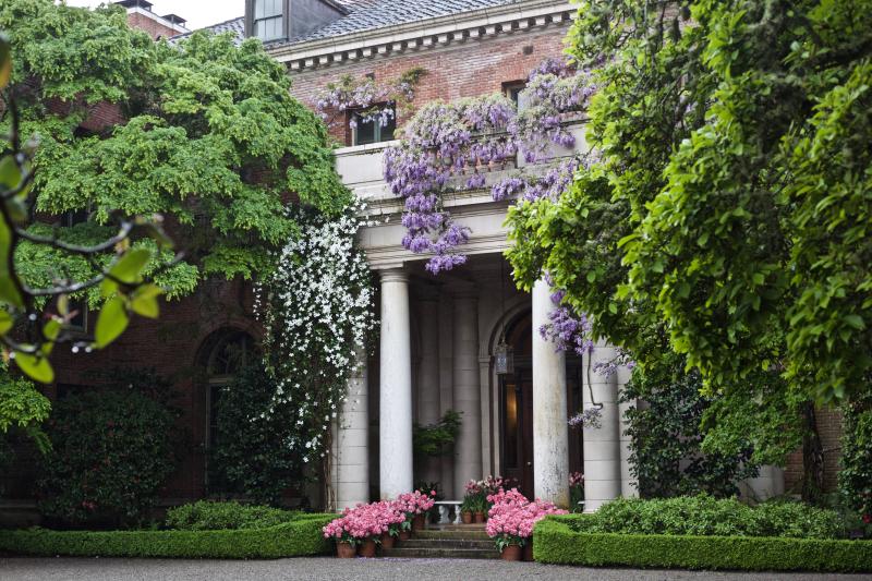 Filoli_Masion_Exterior_by_PatrickWilson_SanMateoCounty_SiliconValley