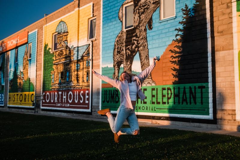 St. Thomas murals
