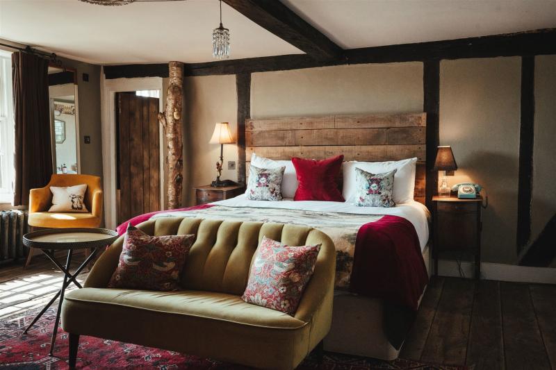 The Bell, Ticehurst bedroom