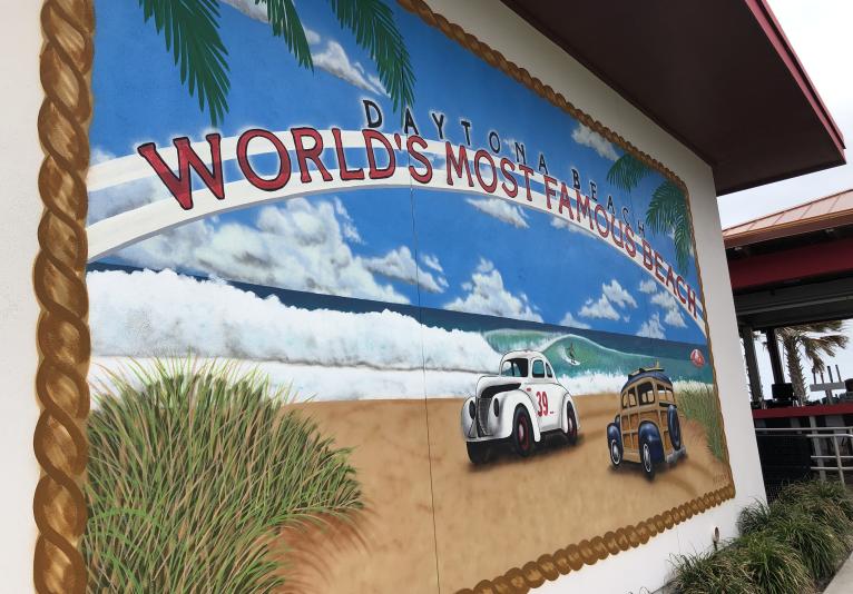 Mural - Crabby's Oceanside