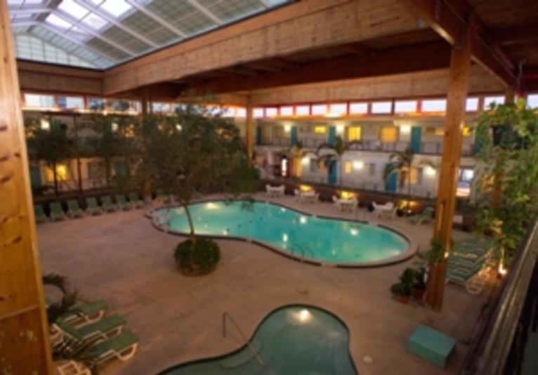 Perry's Indoor Pool and Hot tub