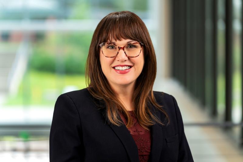 Annette's Headshot