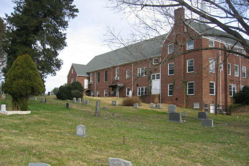 Flint Hill Cemetery & Oakton Church of the Brethren