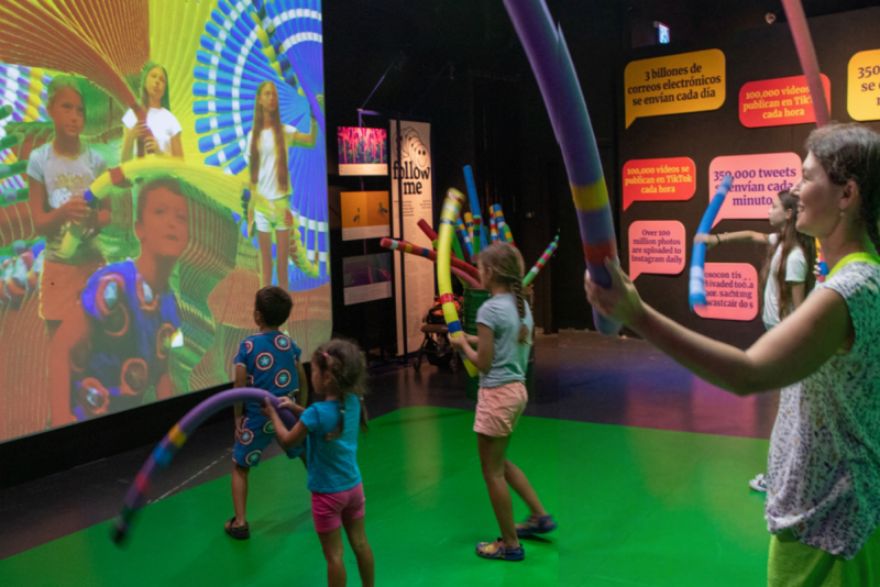 HMNS - Clickbait