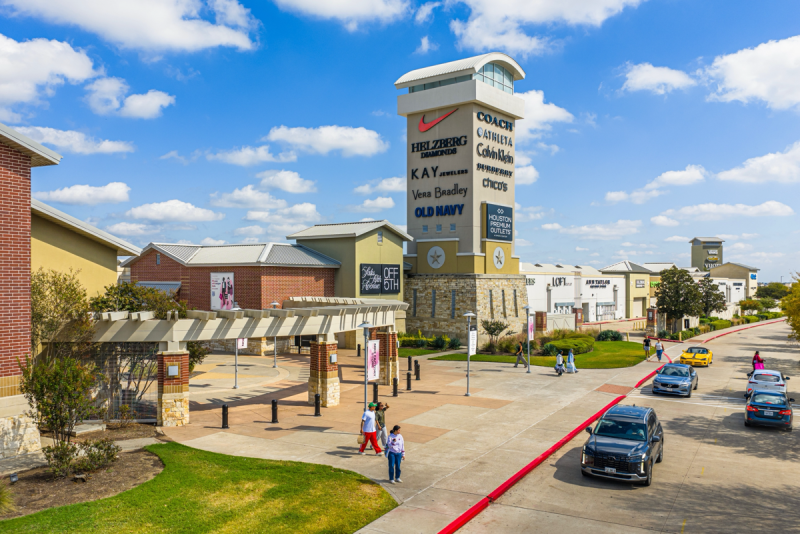 Houston Premium Outlets