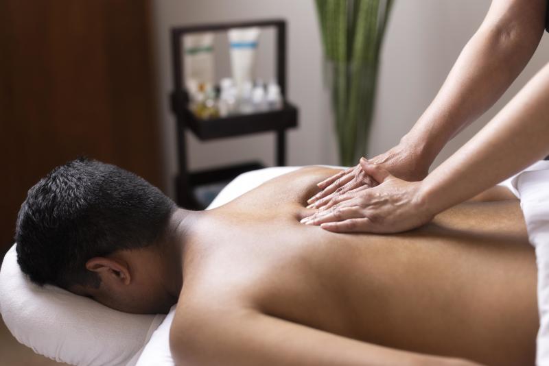 The_Cove_Lakeside_Resort_Spa_3_