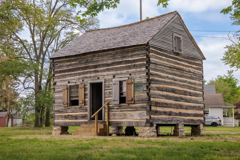 Navarre Cabin