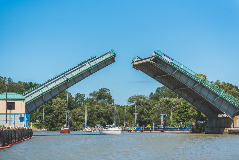 Port Stanley lift bridge