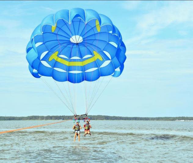 dewey beach parasail