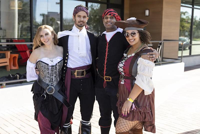 Tampa Gasparilla Bar Crawl, Brunch & Festival