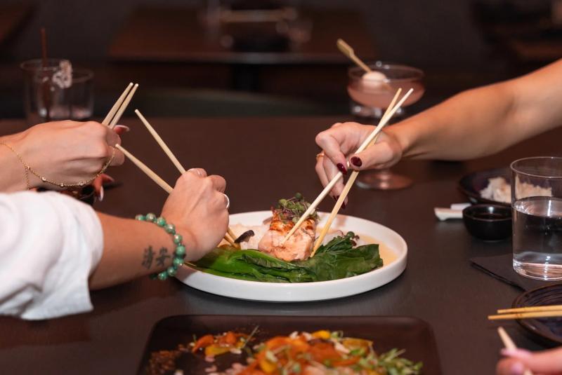 RO Sushi Rolling Experience: A Hands-On Maki Class