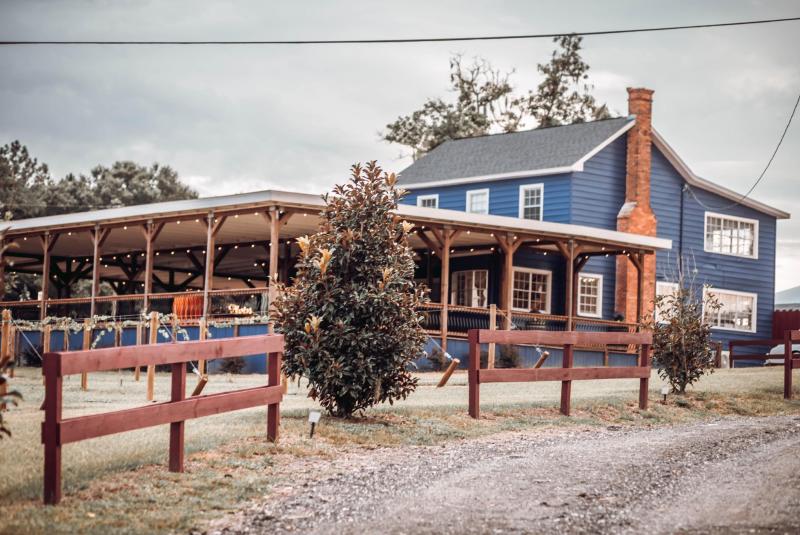 Lakeside Yoga, Massage Therapy & Wine Tasting