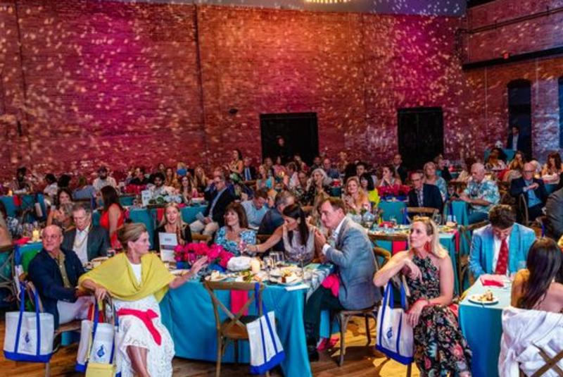 A Night with Mary Lee's House: Viva Havana!