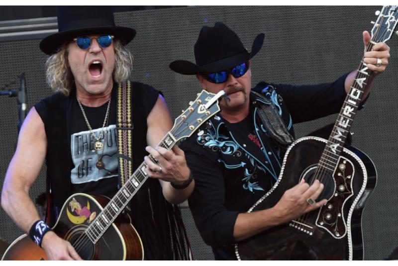 Kid Rock, Big and Rich & Them Dirty Roses - Tampa