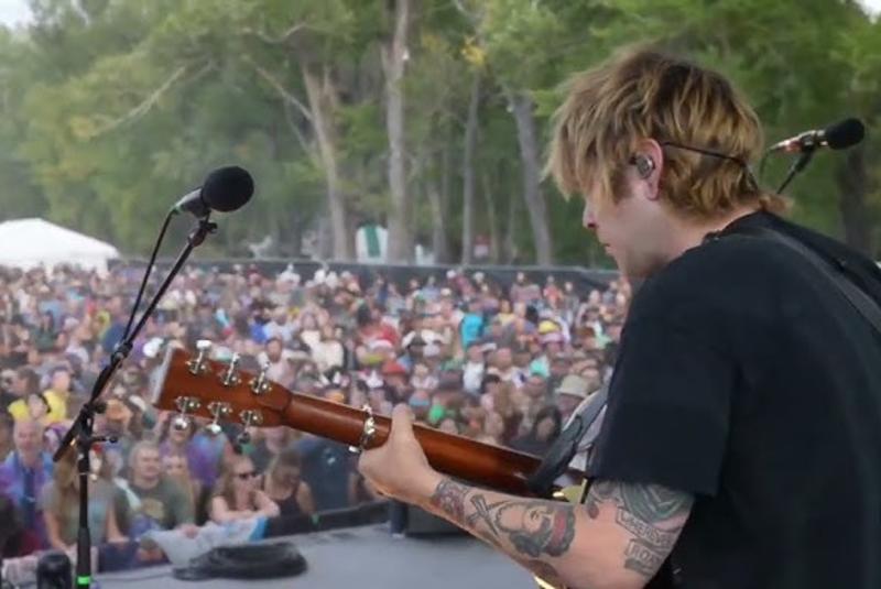Billy Strings at Benchmark International Arena