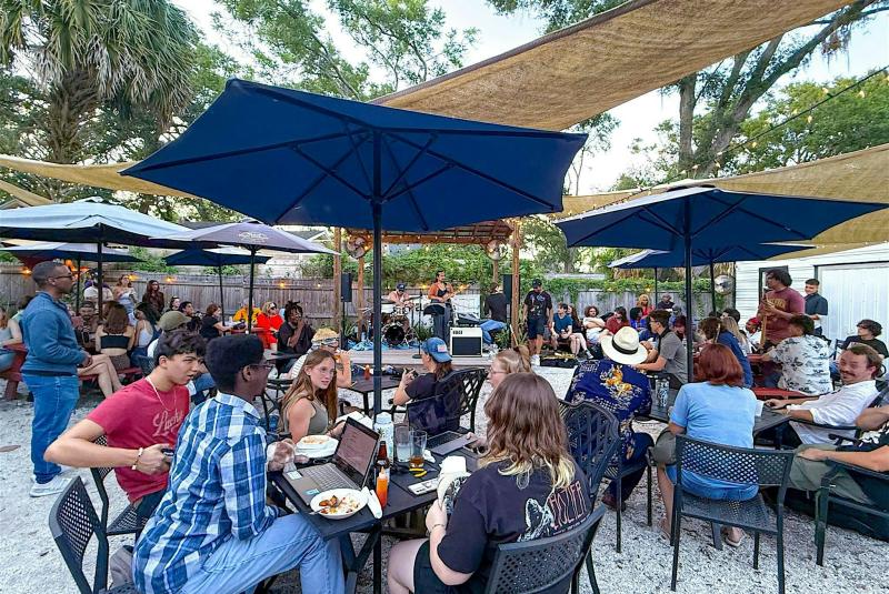 Mother's Day Jazz Night Market at Corner Club