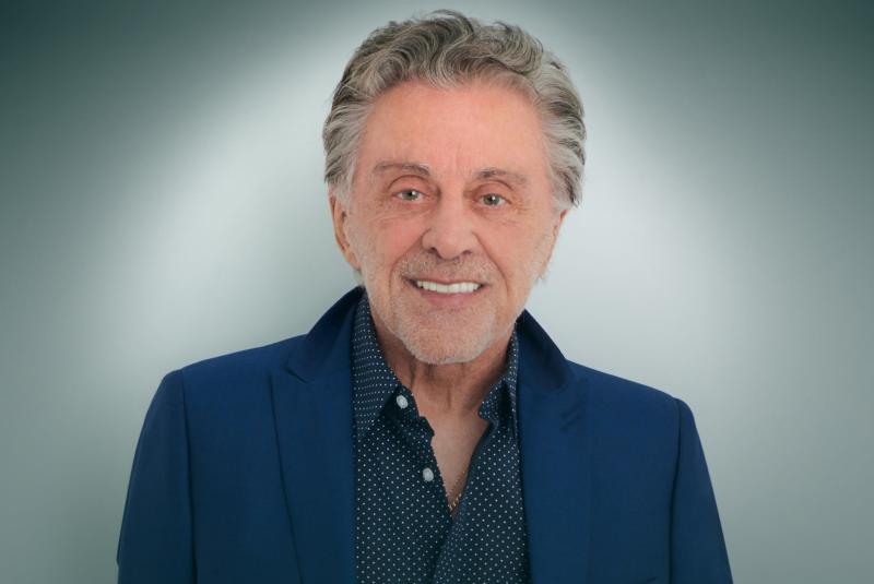 Frankie Valli & The Four Seasons Live In Concert