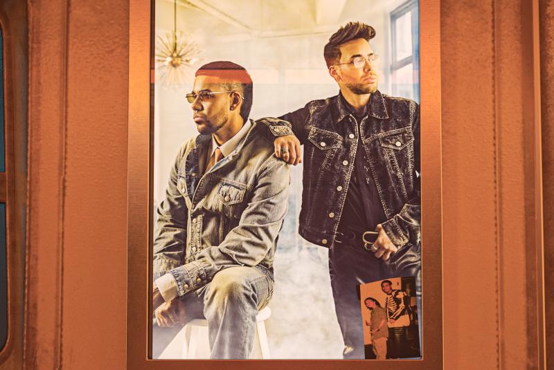 Romeo Santos and Prince Royce - Mejor Tarde Que Nunca Tour