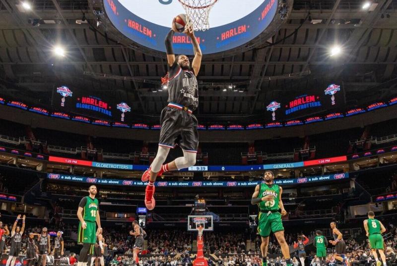 The Harlem Globetrotters: 100 Year Tour