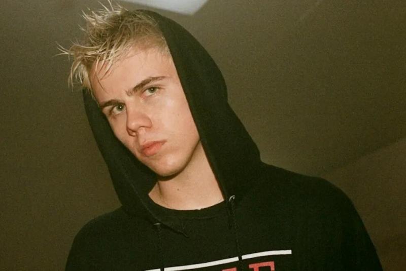 The Kid LAROi - A Perfect World Tour