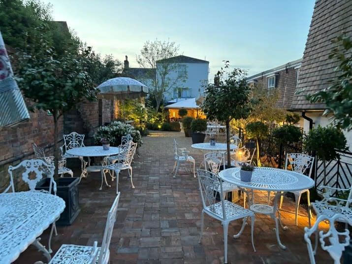Garden at dusk at Stanwell House