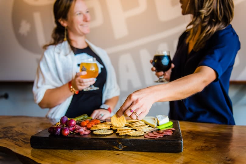 Upper Thames Cheese Board Women Beer
