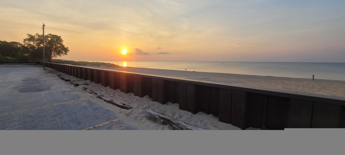 wells street beach