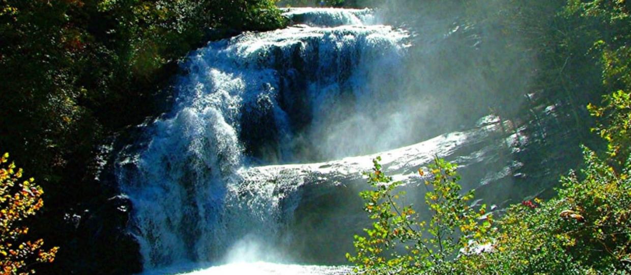 hiking waterfall near me