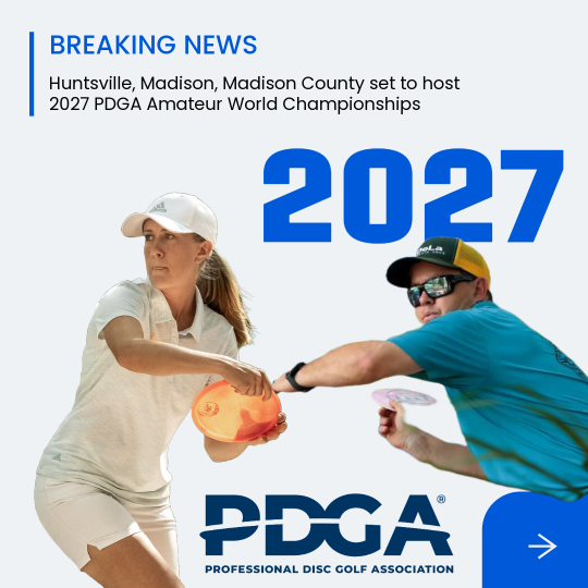 disc golf players