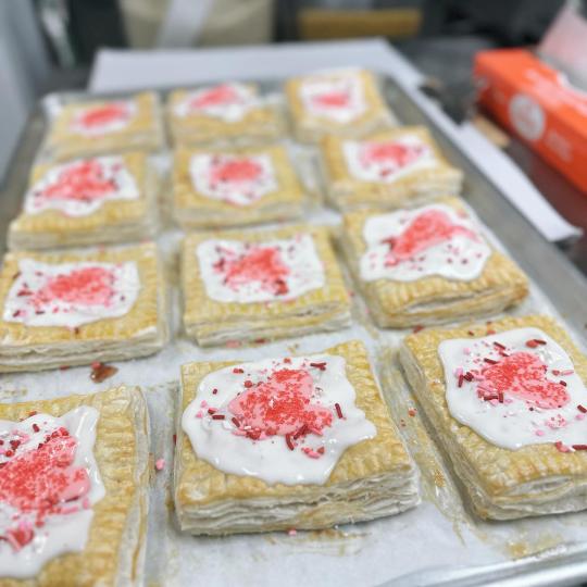 Mont Clare Deli Pop Tart Image