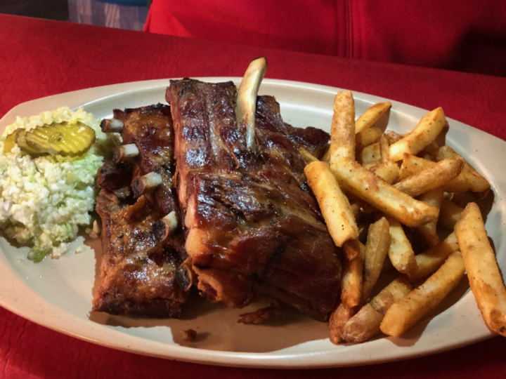 Our North Alabama Ambassadors Take On The Bbq Trail
