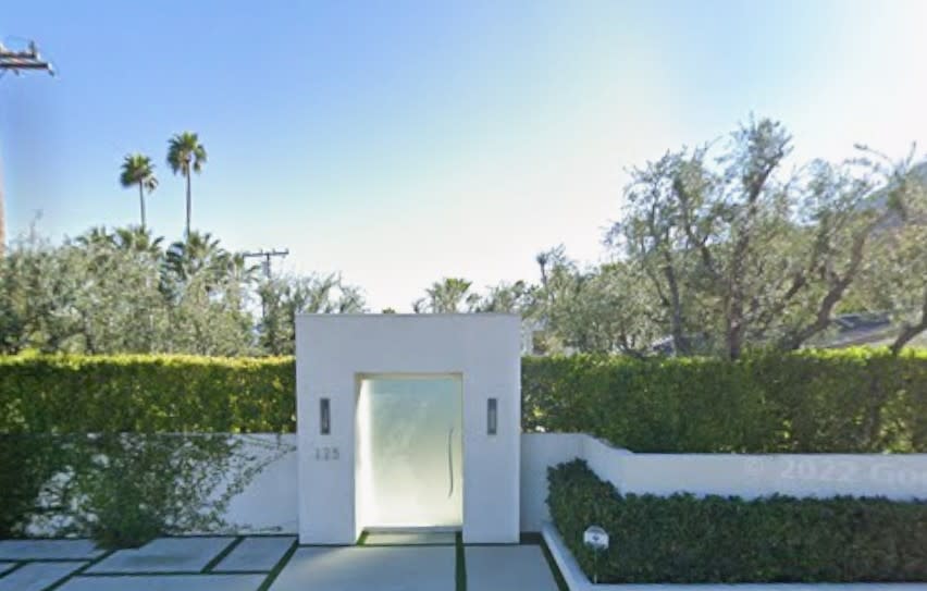 Sidney Sheldon Estate, 425 W Via Lola, Palm Springs