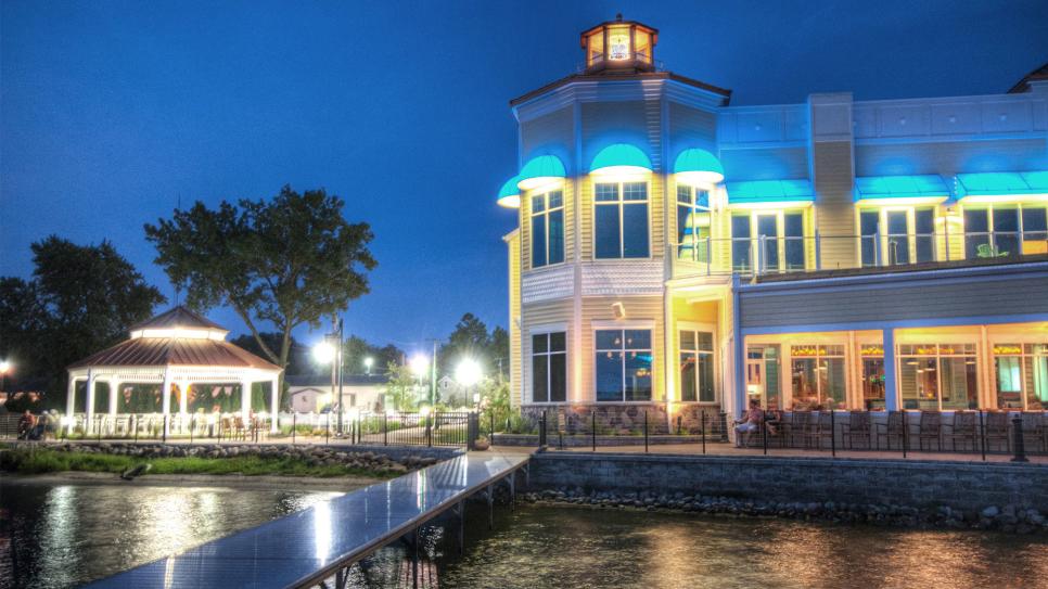 Lighthouse Restaurant on Cedar Lake