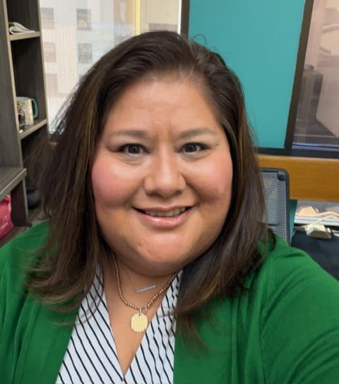 The headshot of Senior National Sales Manager Shonna Begay.