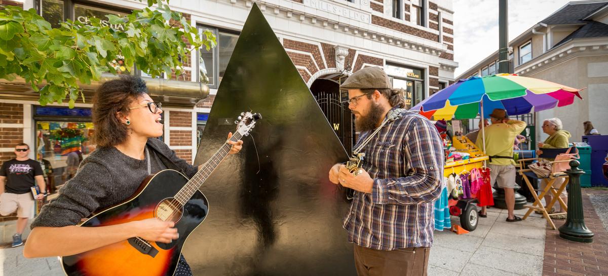 Buskers Downtown Asheville