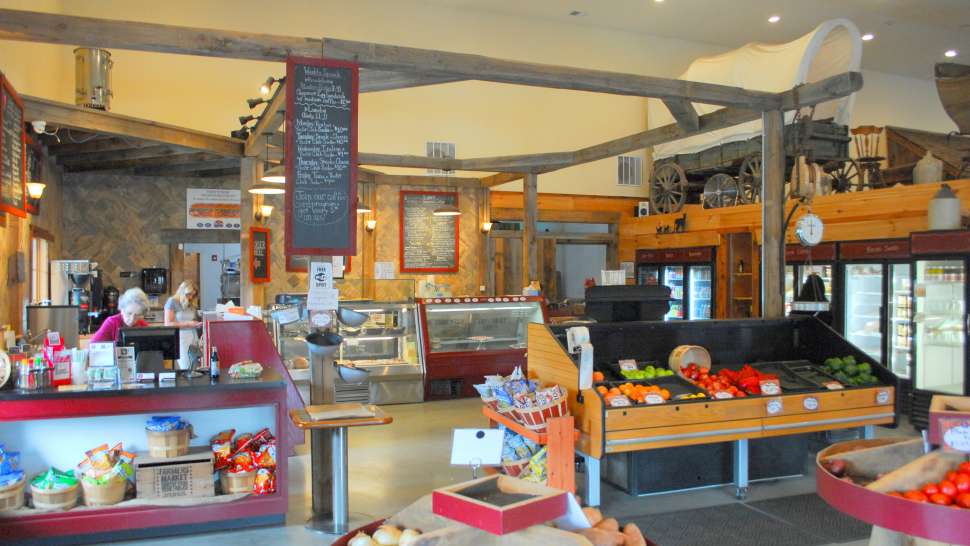 Frederickson Farmstand Cafe