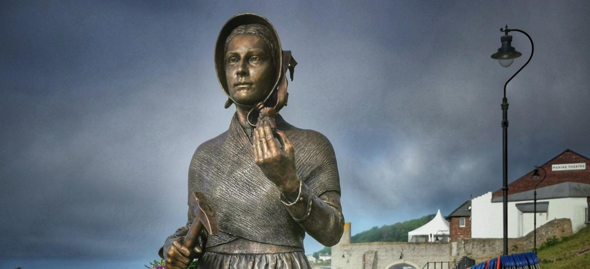 Mary Anning Rocks Statue