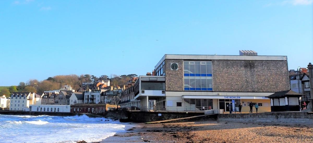 The Mowlem Theatre, Cinema and Showbar in Swanage, Dorset