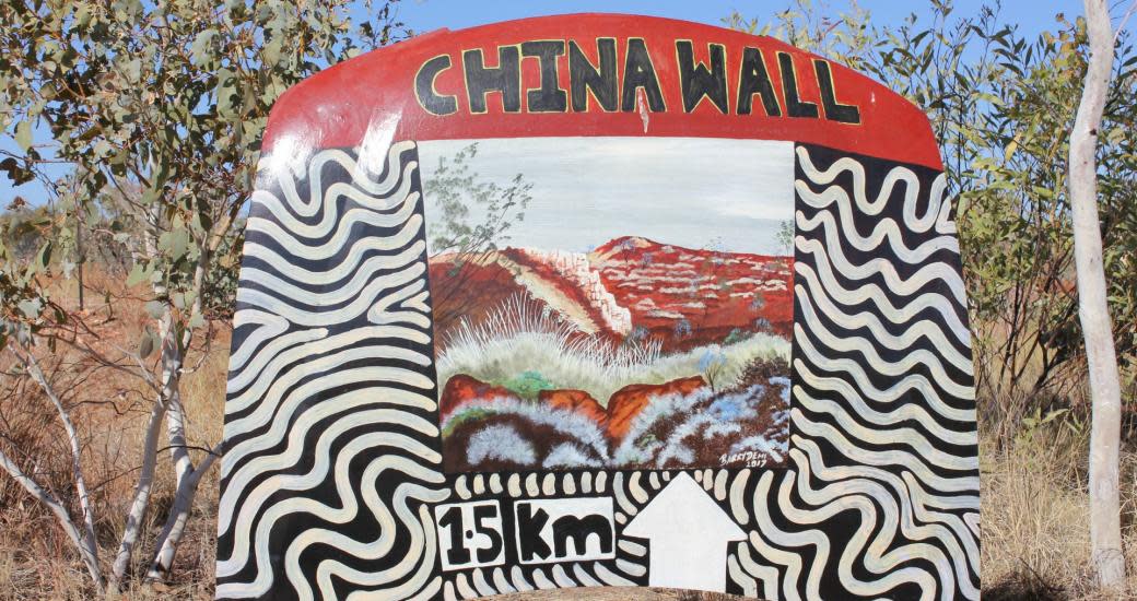 China Wall artistic sign