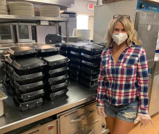 The Harbour Grille is making boxed lunches for 1st responders
