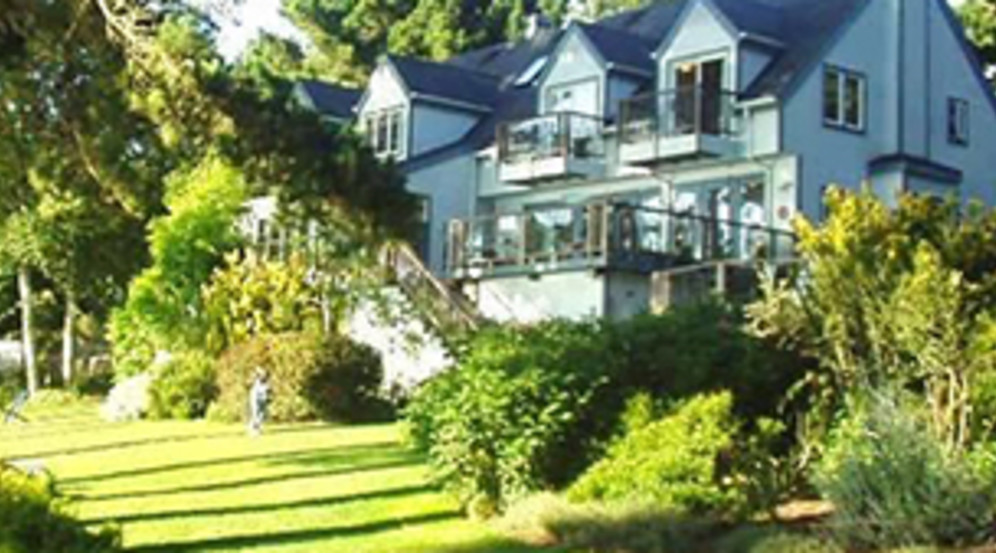 DTN - PS - Lodging - Lost Whale Inn