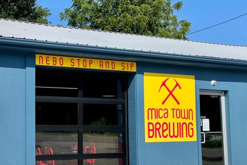 Mica Town Brewery: Nebo Exterior