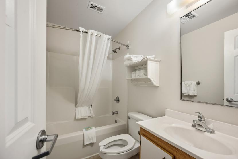 Affordable Suites Bathroom